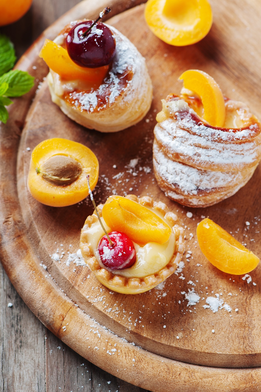 Puff Pastry Fruit Tarts